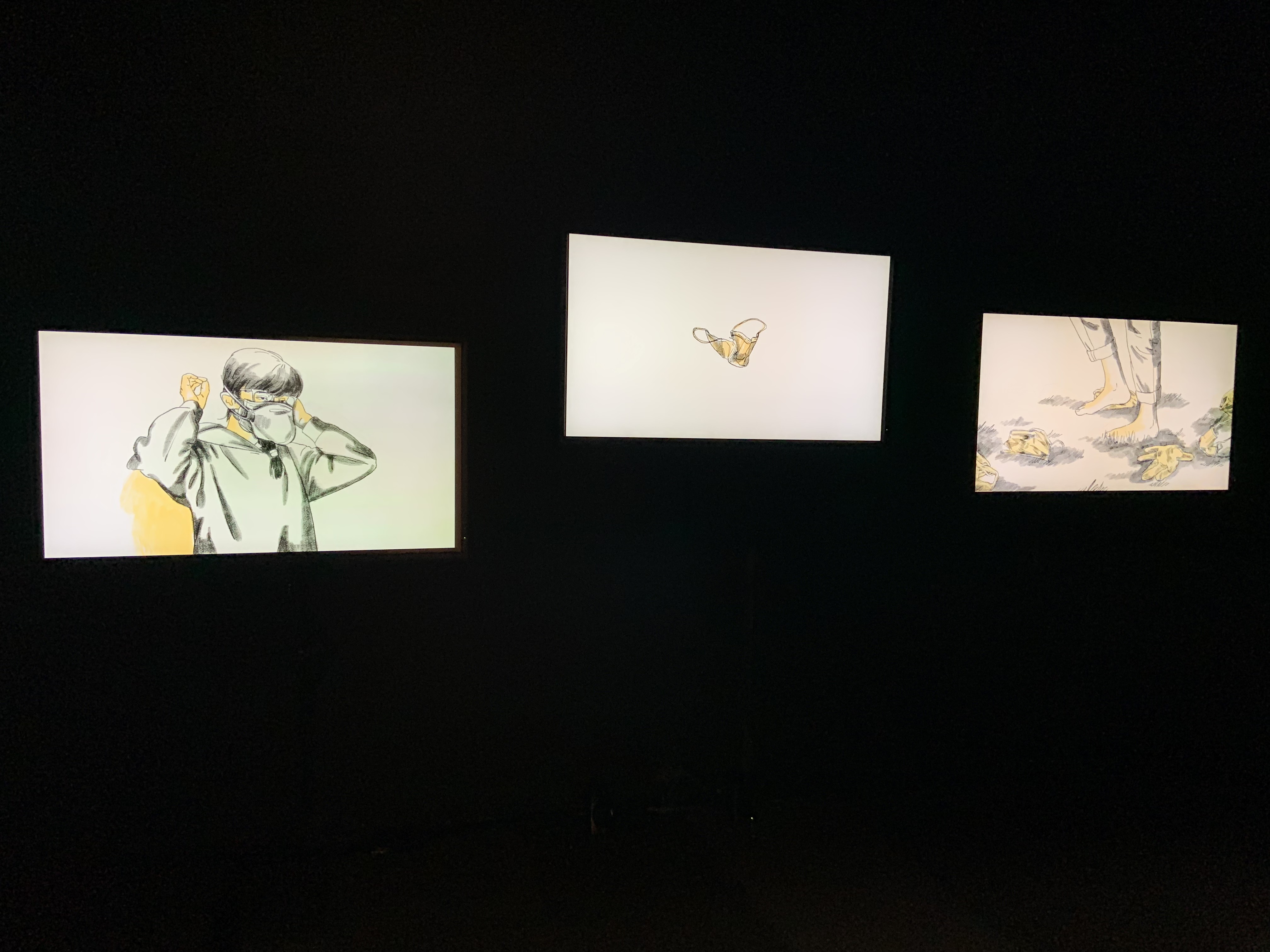 Maedeh Mosaverzadeh: Living with the trouble (installation view)